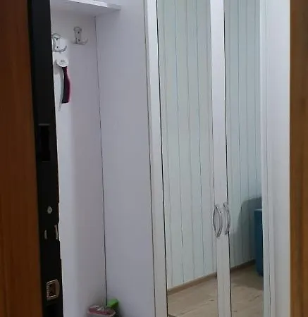 Laura Solid House