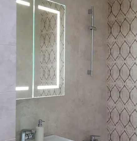 Laura Solid House Апартаменты